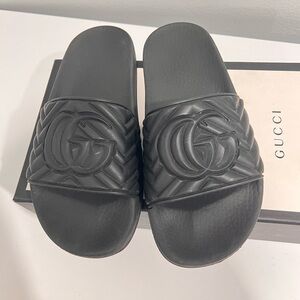 Gucci GG Black Rubber Slides
